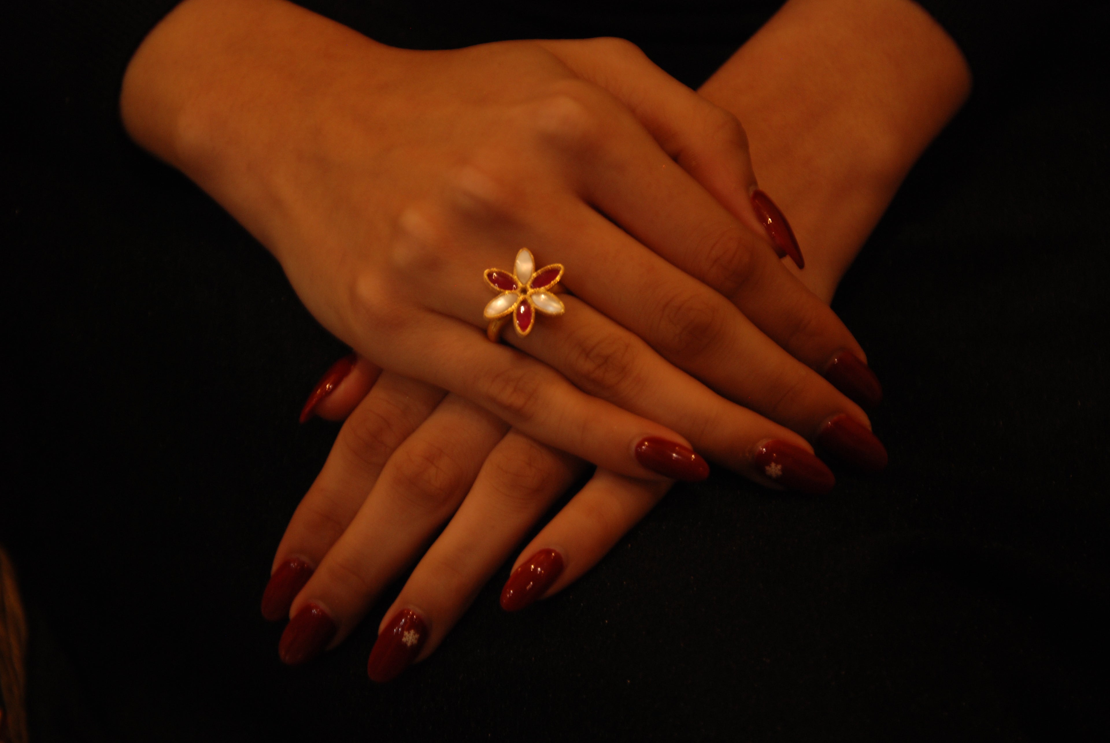 The Gul-e-Ruby Petit Ring