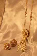 The Shahi Darbar Pearl Tassel Set