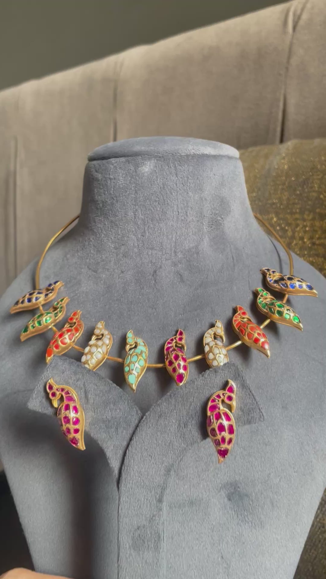 The Nav-Rangi Peacock Hansli Set