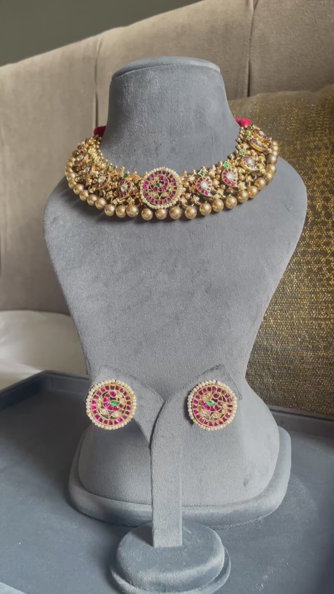 The Rani Saa Temple Choker Set