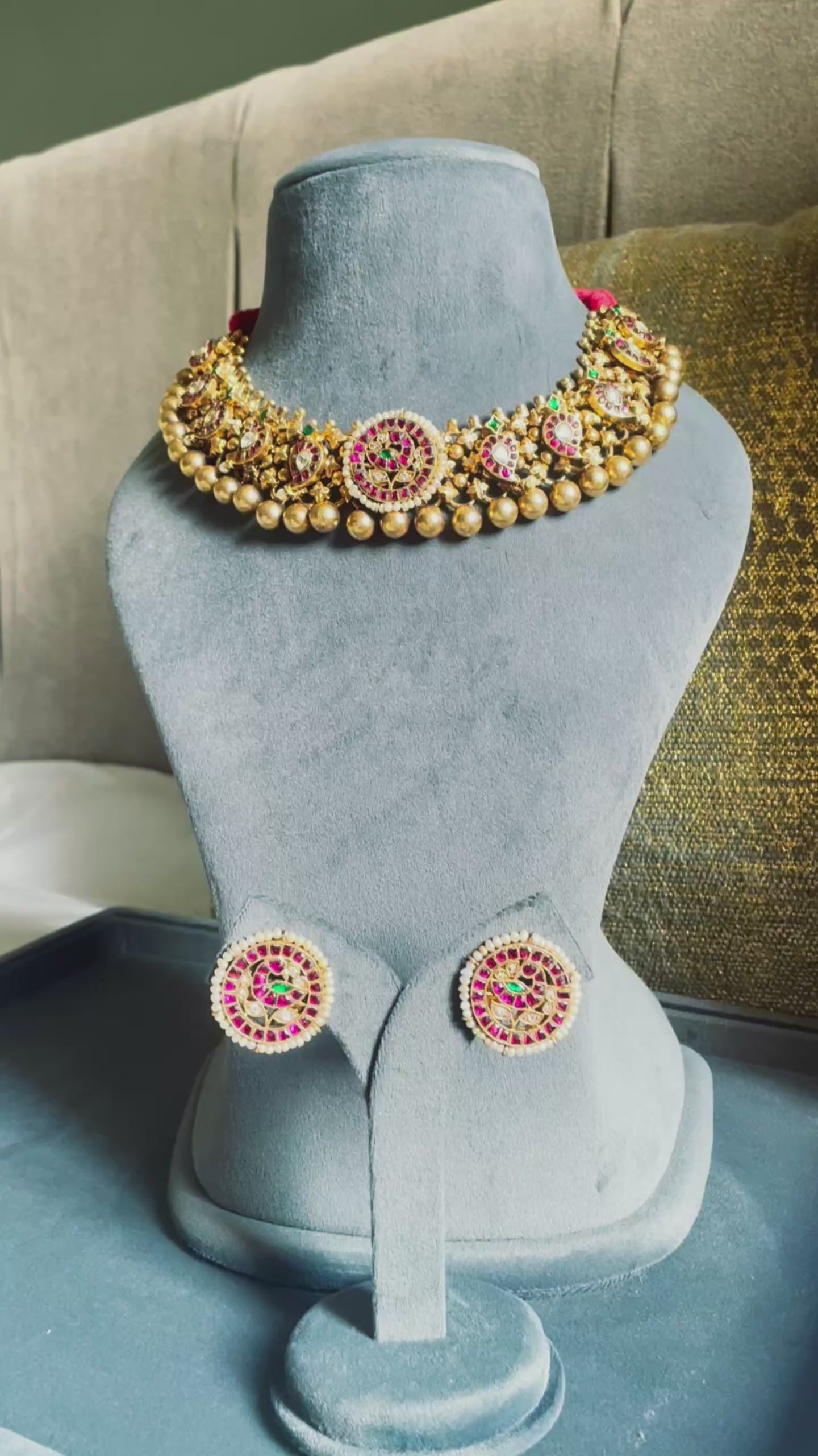 The Rani Saa Temple Choker Set